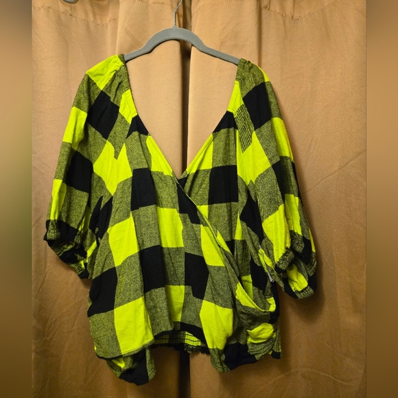 Wildfang Tops - BP. + WILDFANG Smocked Flannel Top Green/Black Buffalo Check Size 3x NEW